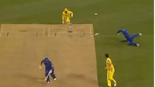 Trent Boult involved in funny run out against Texas Super Kings.webp